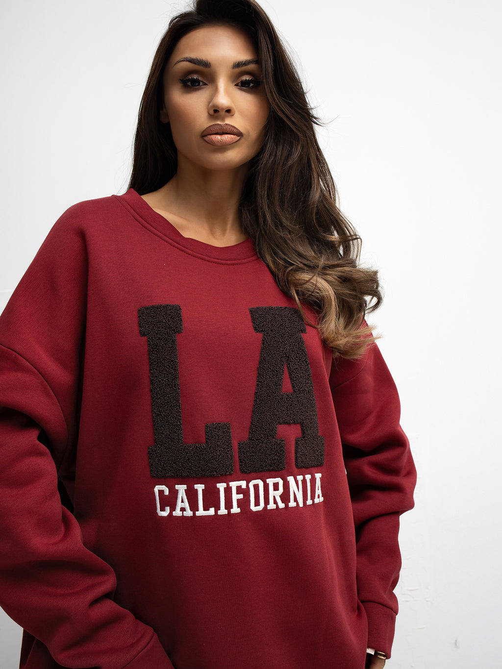 Oversized Sweater met Geborduurde Tekst – Bordeaux