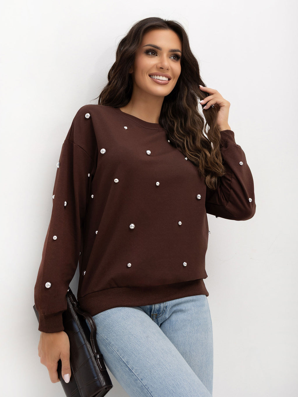 Sweater met Sierstuds – Bruin
