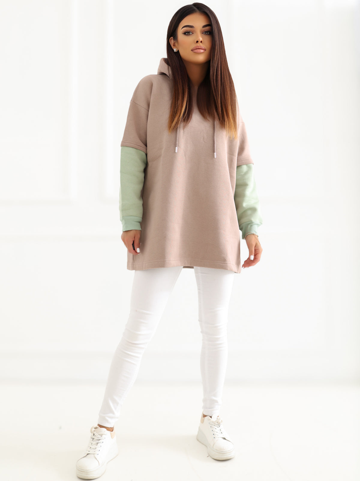 Basic Hoodie – Donkerbeige