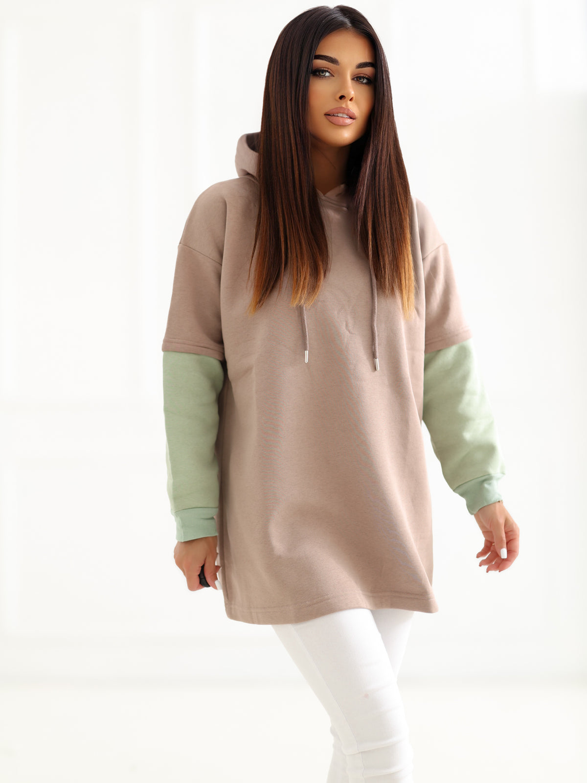 Basic Hoodie – Donkerbeige
