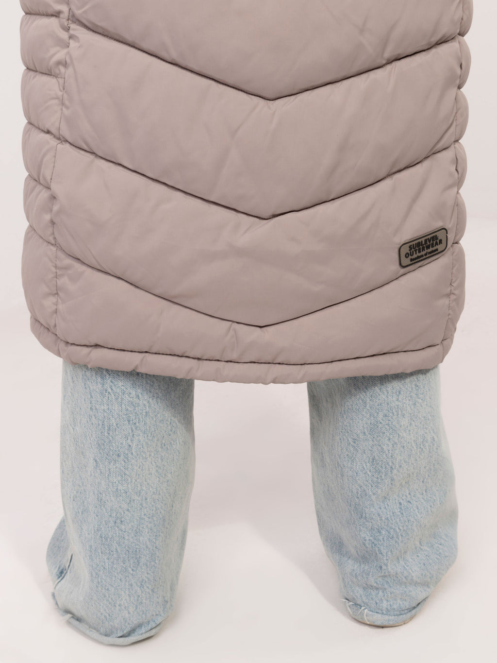 Lange Gewatteerde Winterjas met Capuchon – Donkerbeige