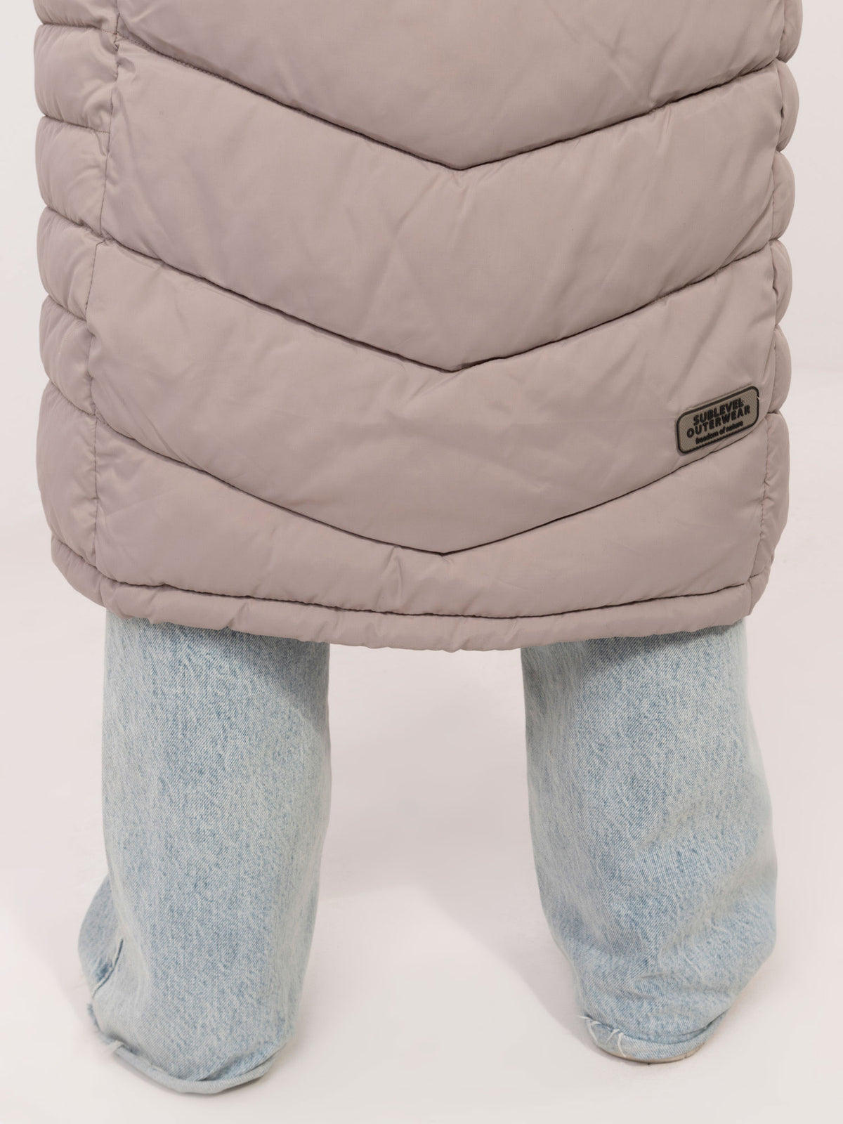 Lange Gewatteerde Winterjas met Capuchon – Donkerbeige