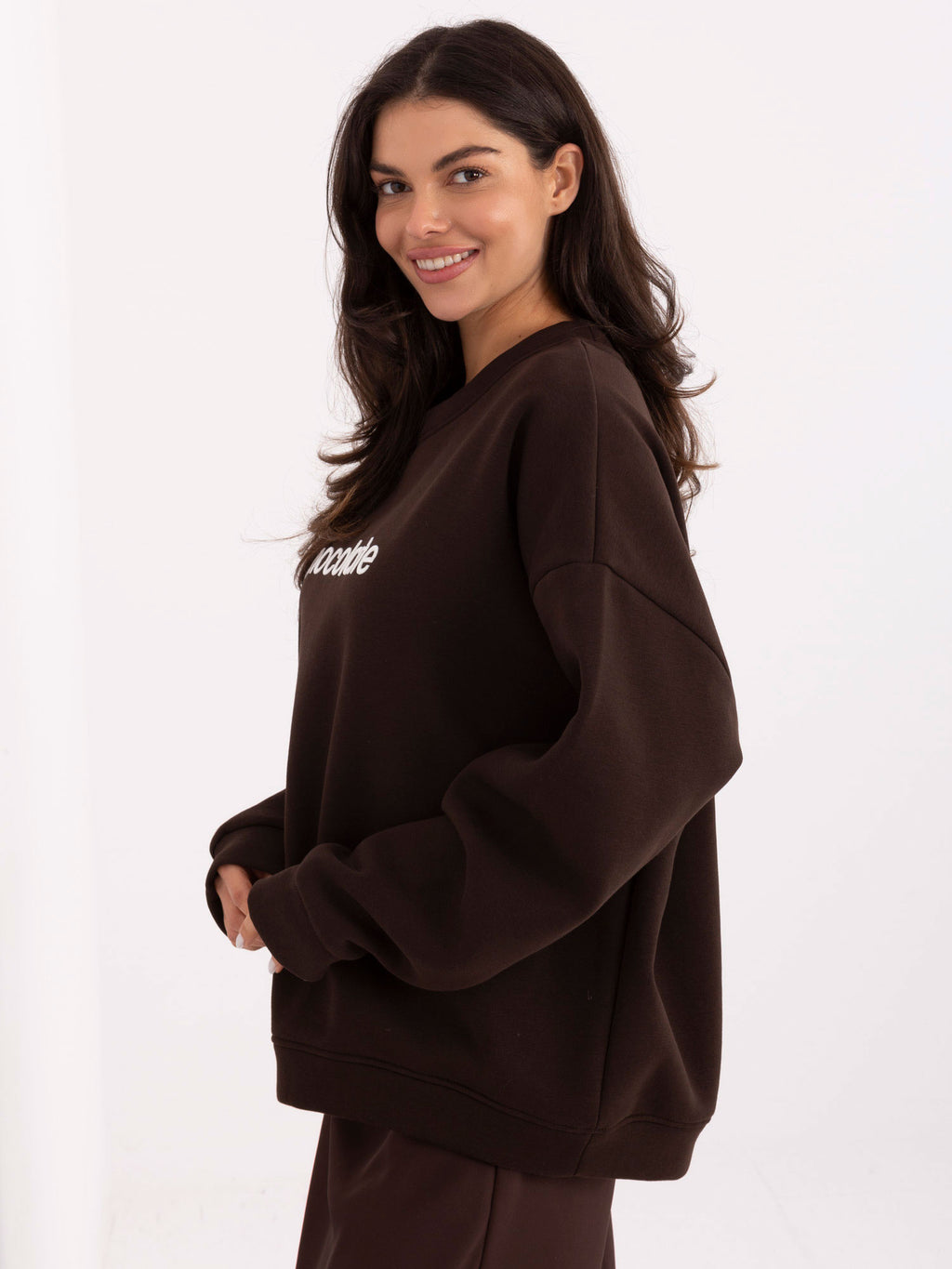 Oversized Sweater met Chocolate-Borduursel – Donkerbruin