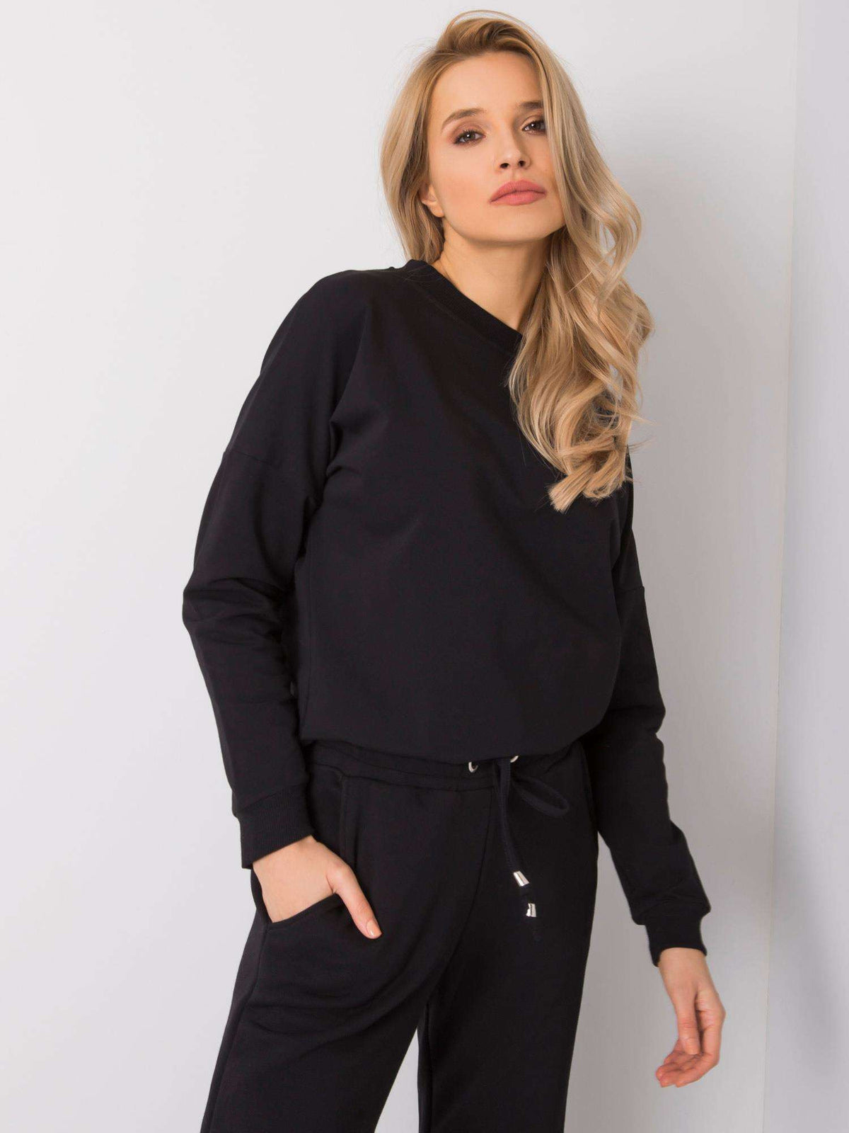 Casilda Basic Sweater – Zwart