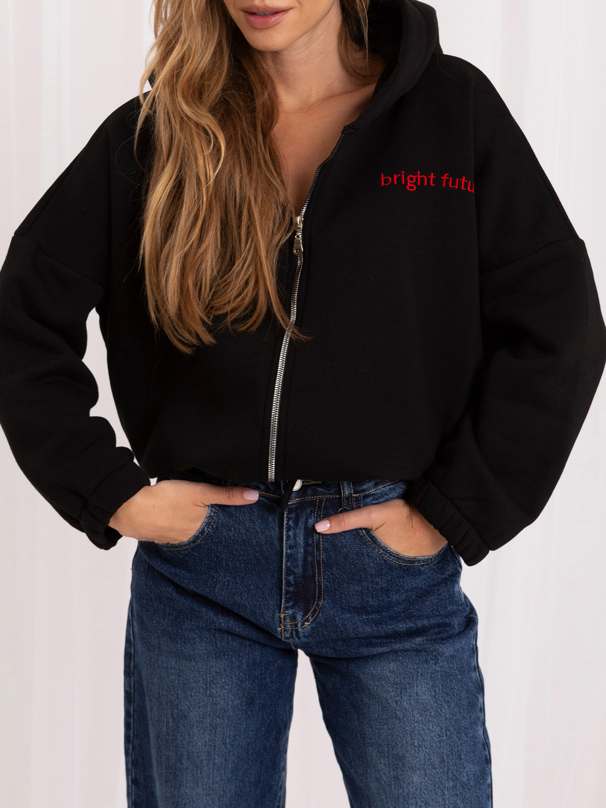 Michelle Hoodie met Borduursel – Zwart