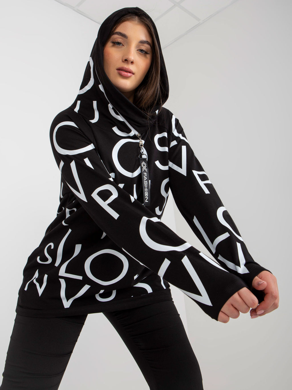 Plus Size Hoodie met Print – Zwart