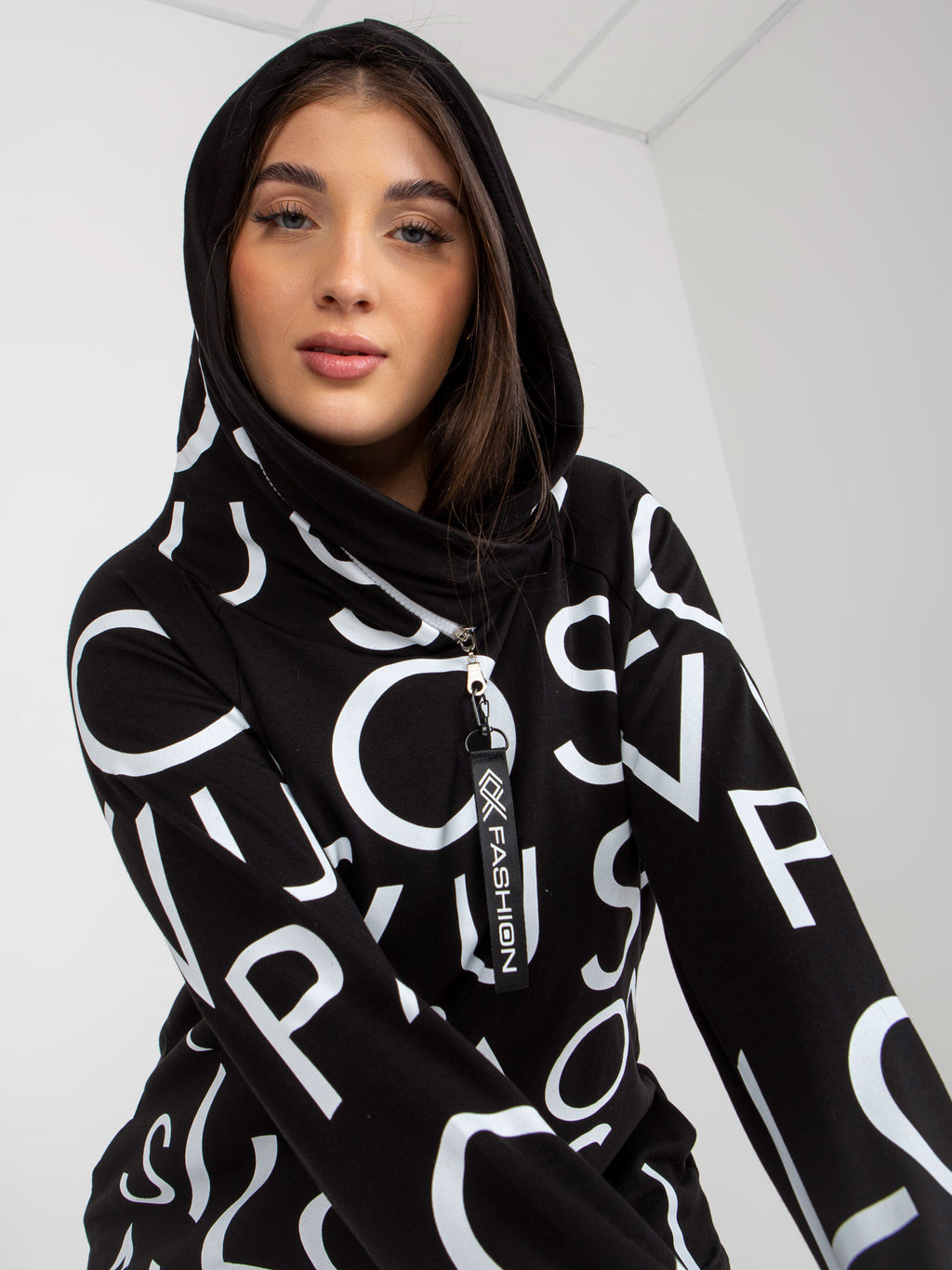 Plus Size Hoodie met Print – Zwart
