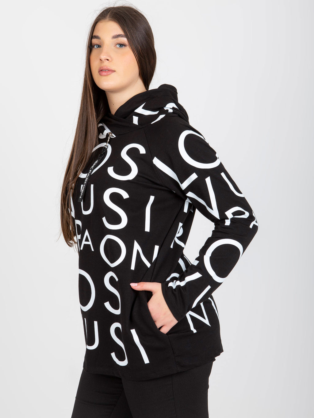 Plus Size Hoodie met Print – Zwart
