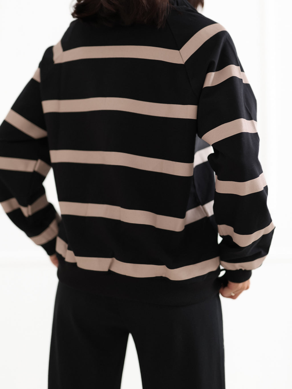 Gestreepte Sweater met Rits – Zwart