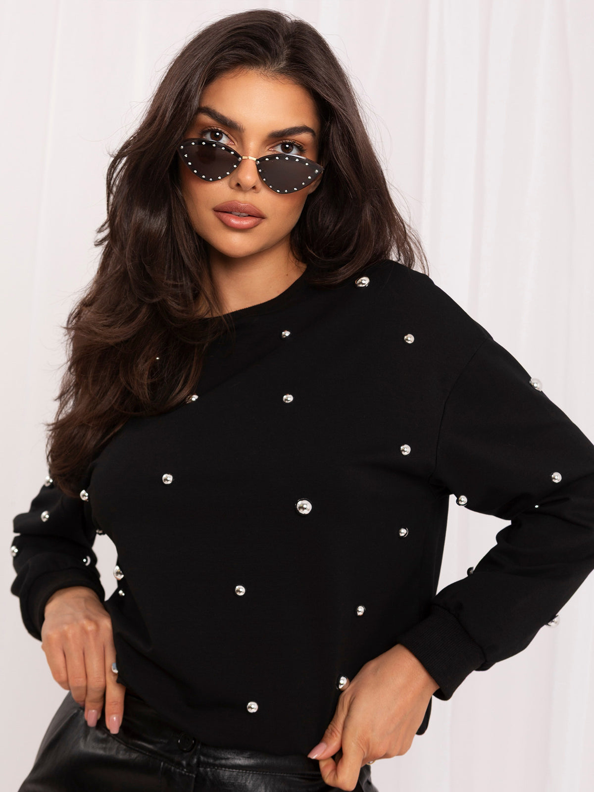 Sweater met Sierstuds – Zwart