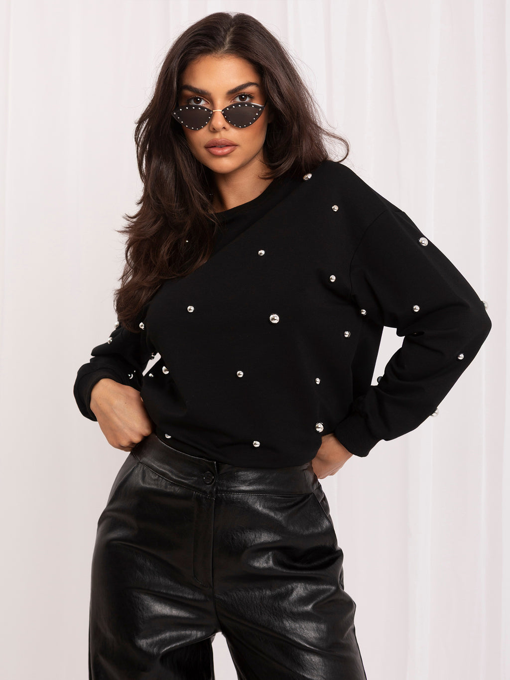 Sweater met Sierstuds – Zwart