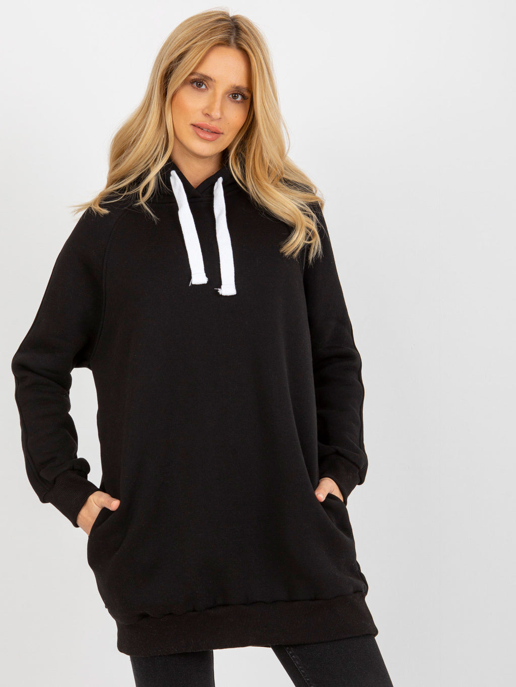 Lange Basic Hoodie – Zwart