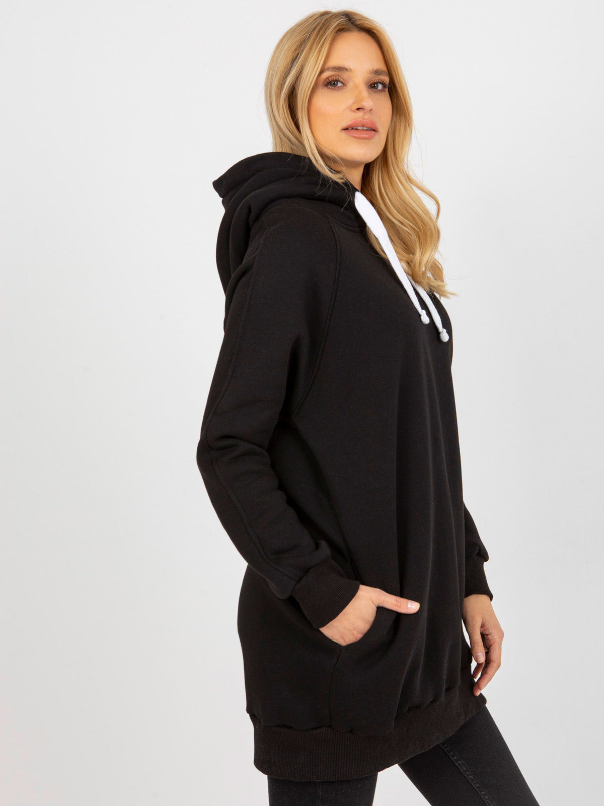 Lange Basic Hoodie – Zwart