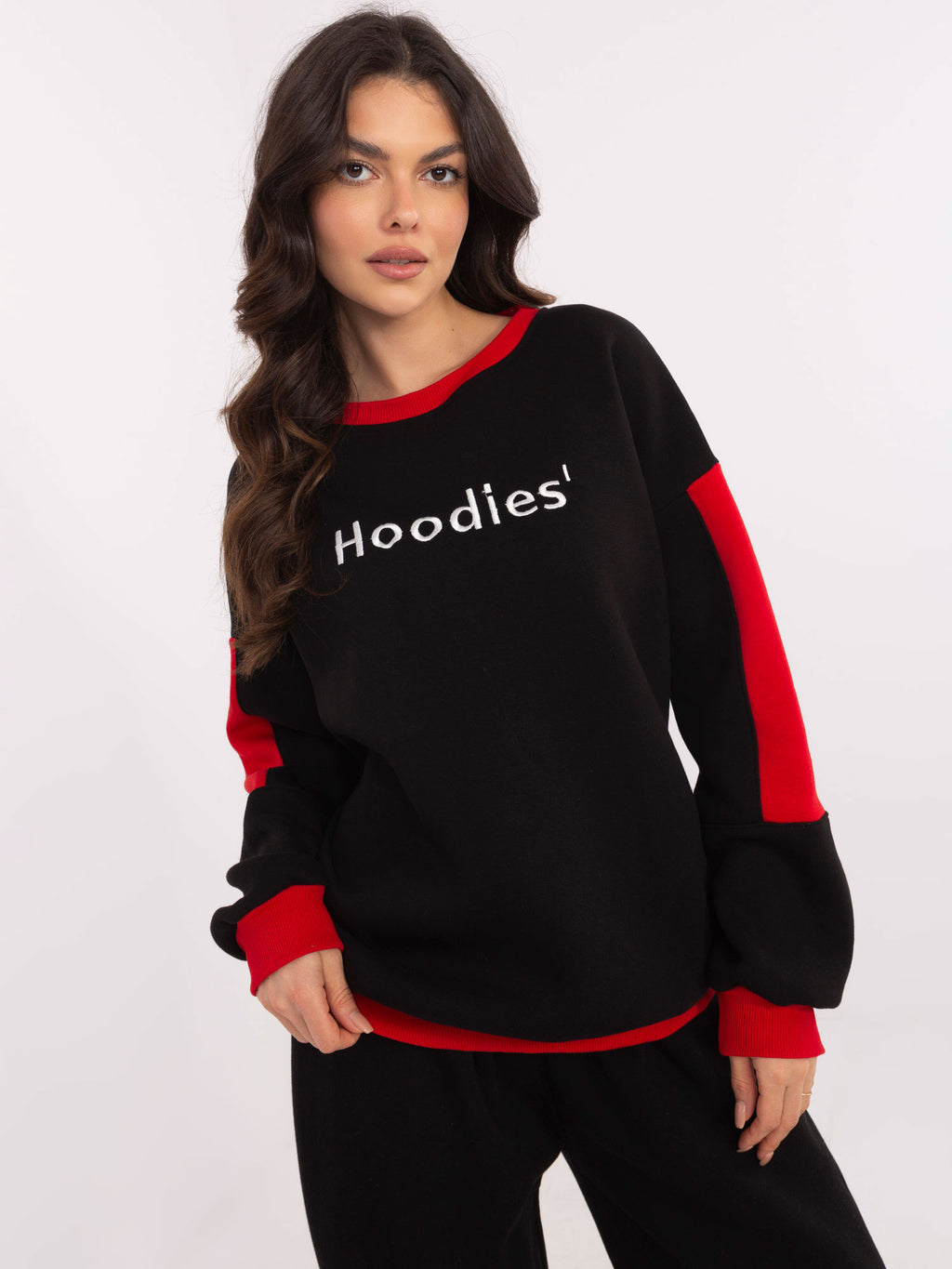 Oversized Sweater met Borduursel – Zwart