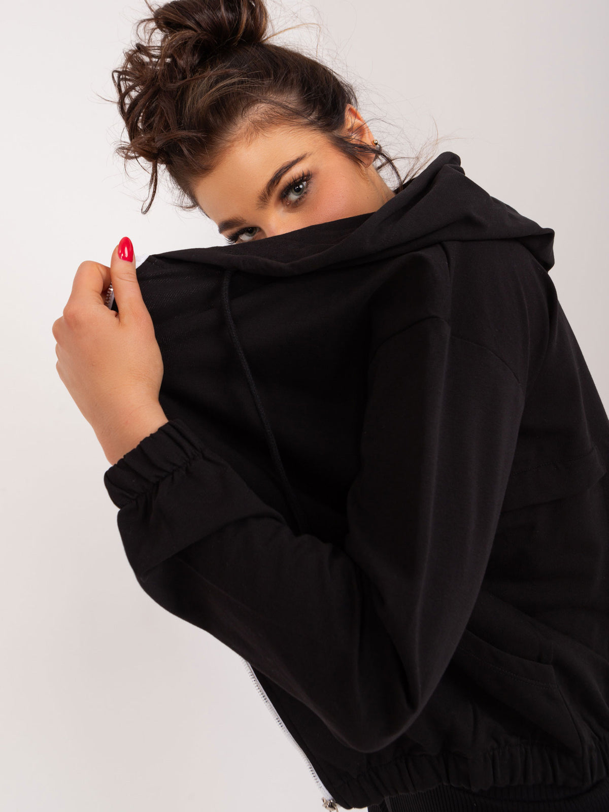 Sweater met Rits en Capuchon – Zwart