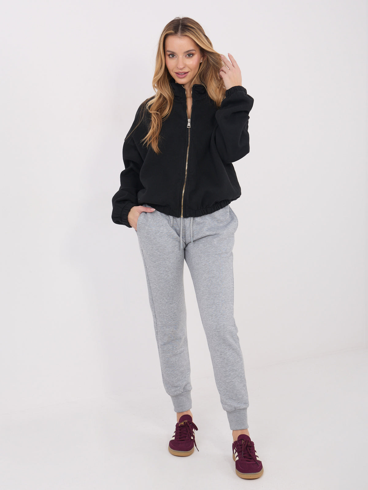 Sweater met Rits en Opstaande Kraag – Zwart