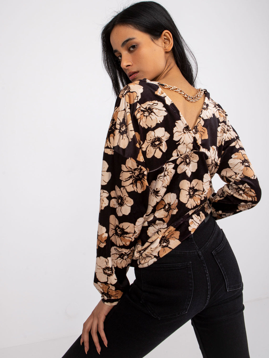 Blouse met Bloemenprint en Kettingdetail – Zwart/Beige