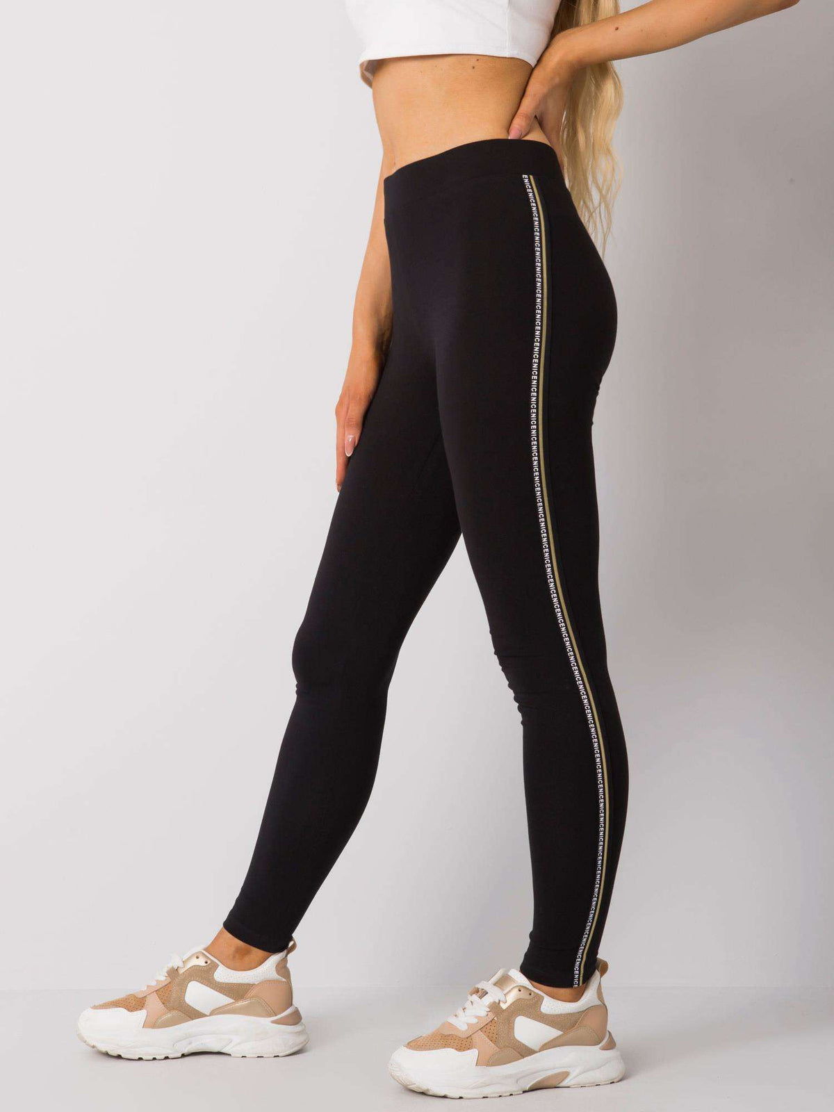 Legging met Gouden Strepen – Zwart/Goud