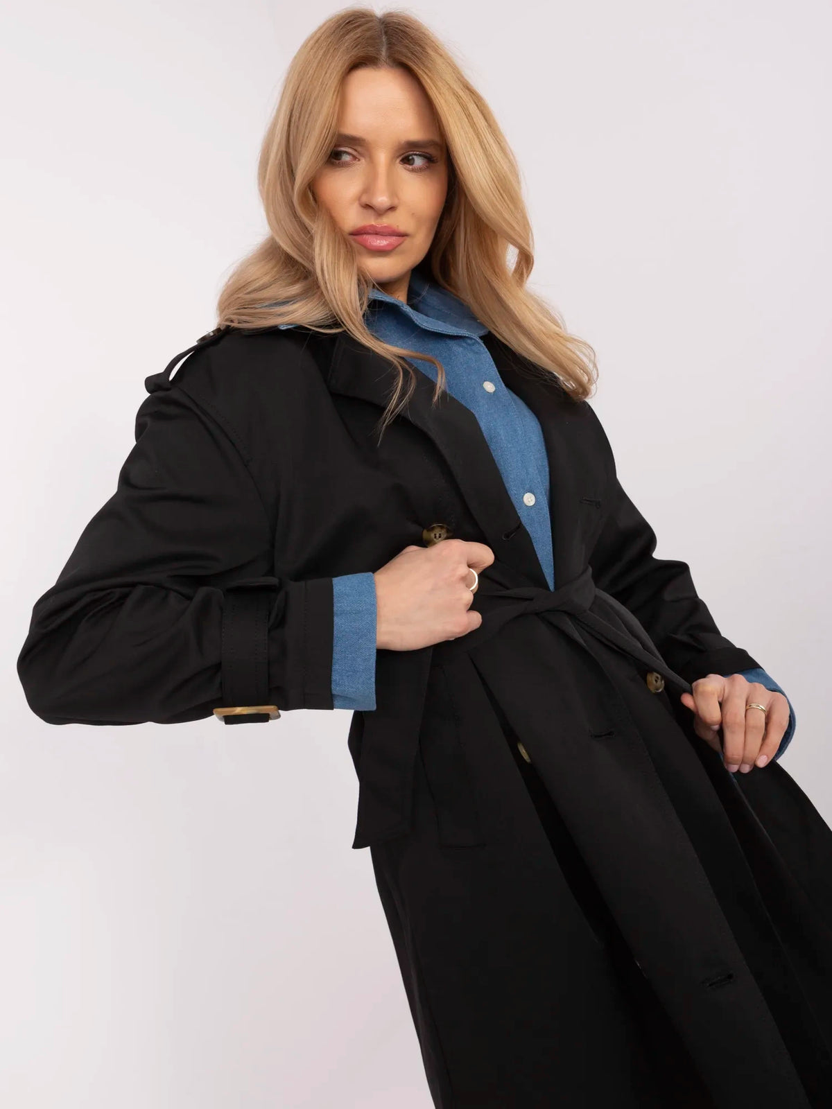Trenchcoat met Denim Detail en Ceintuur – Zwart