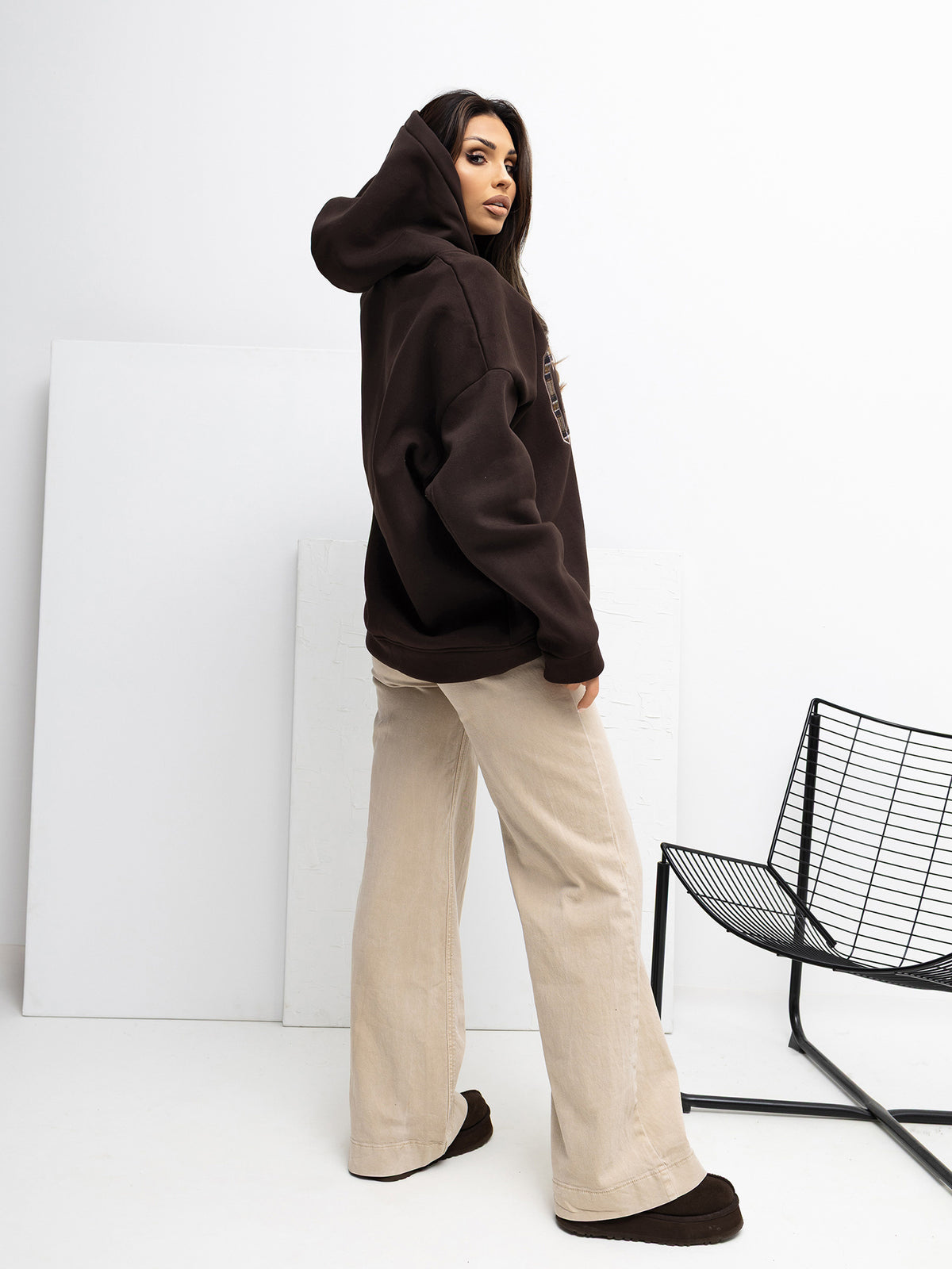Oversized Hoodie met Patch – Donkerbruin