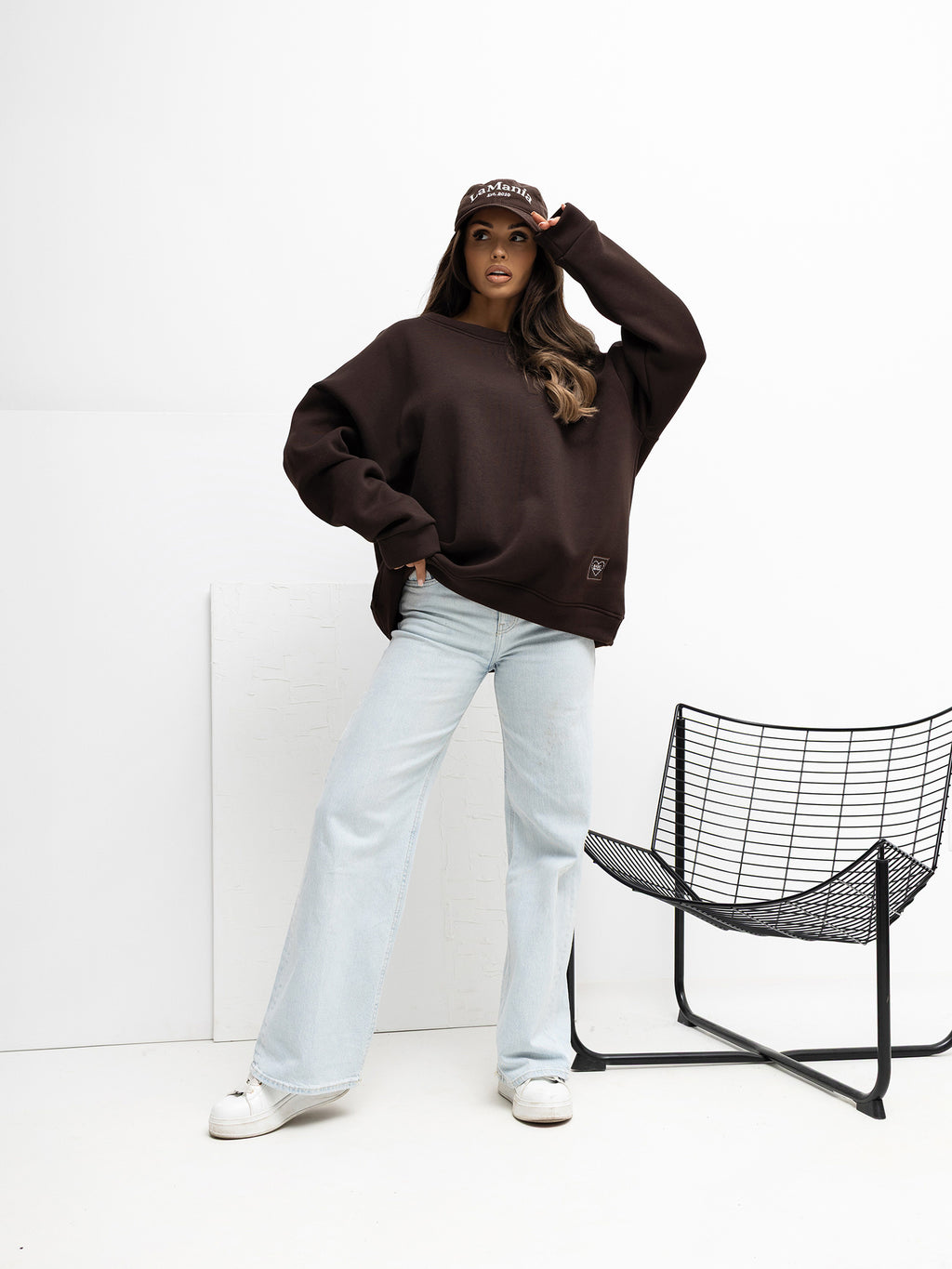 Oversized Sweater met Patch – Donkerbruin