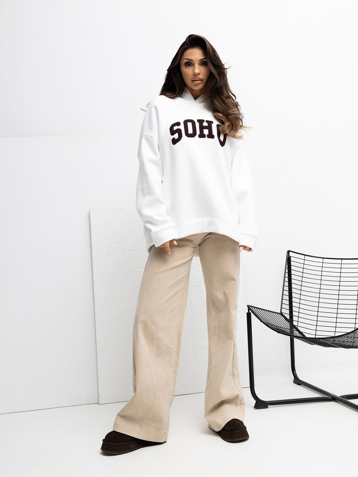 Hoodie met Tekst – Ecru