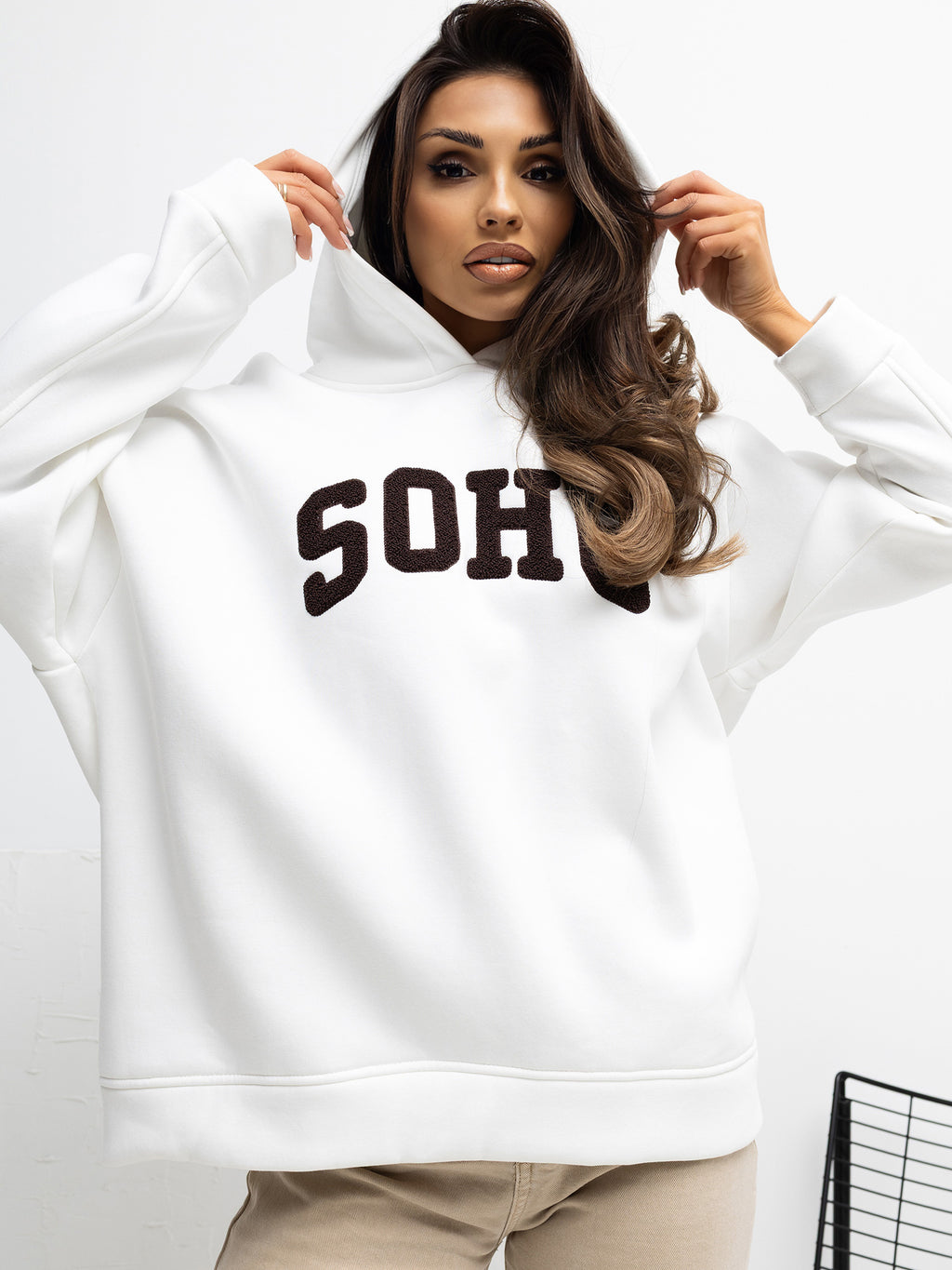 Hoodie met Tekst – Ecru