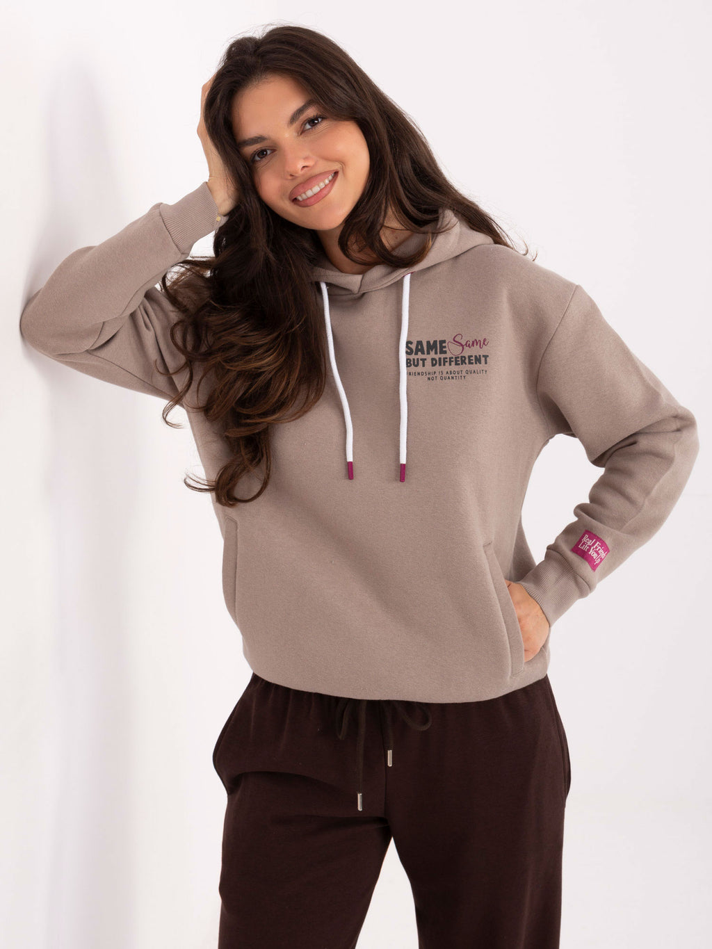Hoodie met Print – Donkerbeige