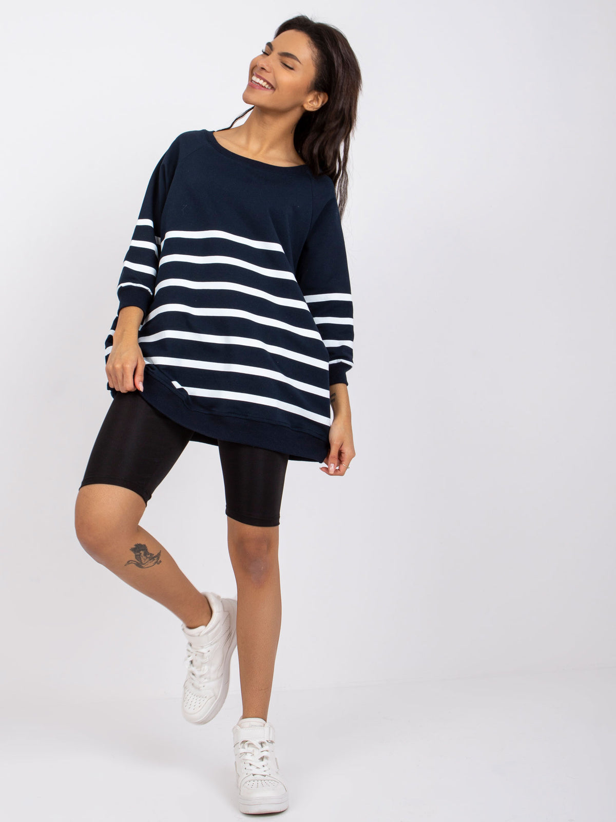 Oversized Gestreepte Top – Donkerblauw/Wit