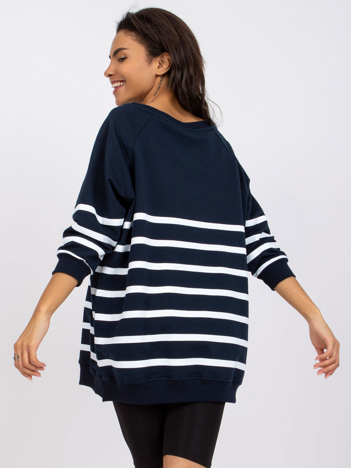 Oversized Gestreepte Top – Donkerblauw/Wit