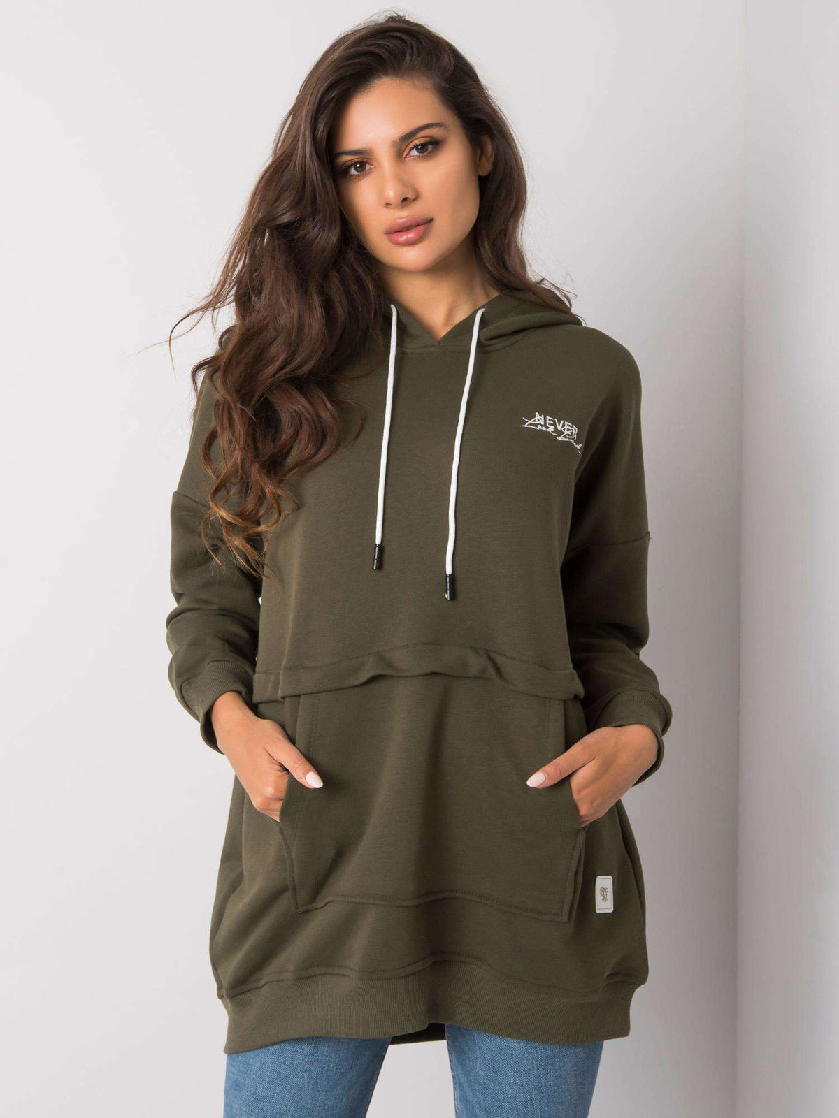 Edna Hoodie met Borduursel – Khaki